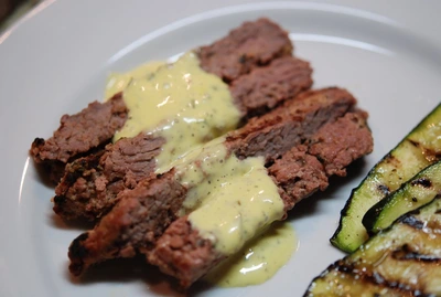 Skirt Steak with Mustard Sauce